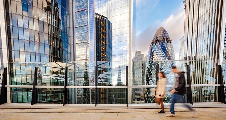 t is essential that ambitious entrepreneurs with the desire and ability to grow a major UK corporation are given as much help as possible to do so.