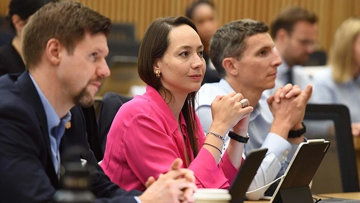 Cambridge EMBA students in class.