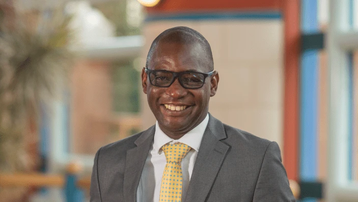 Lindani Samkange-Chikumbirike.