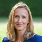 Yvona Duncan.