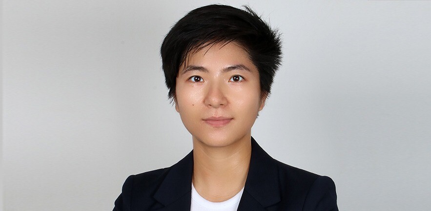 Xinyu Hou.