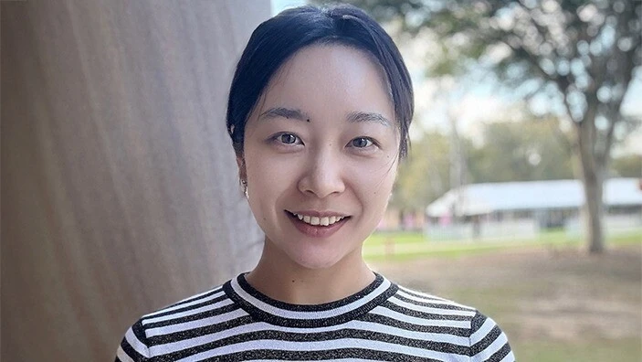 Yingyue (Luna) Luan.