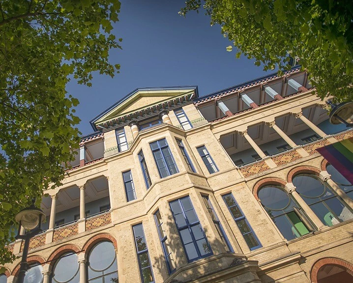 Front of Cambridge Judge Business School.