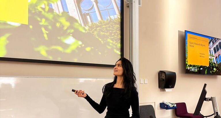 Manisha Chuttoor presenting.