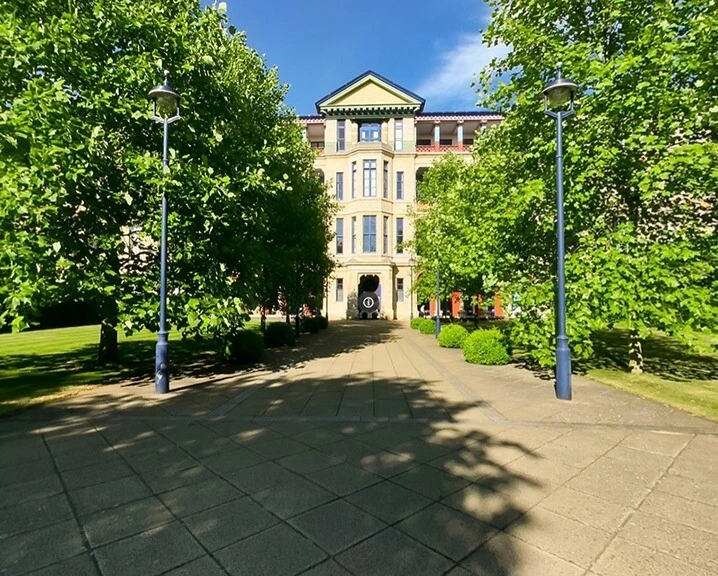 Cambridge Judge outside.