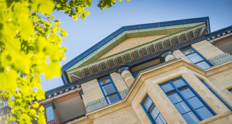 Cambridge Judge Business School exterior close up.