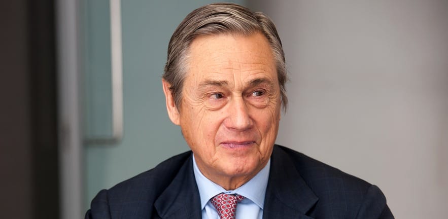 Sir Simon Robertson