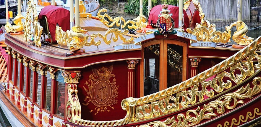 Royal Rowbarge the Gloriana