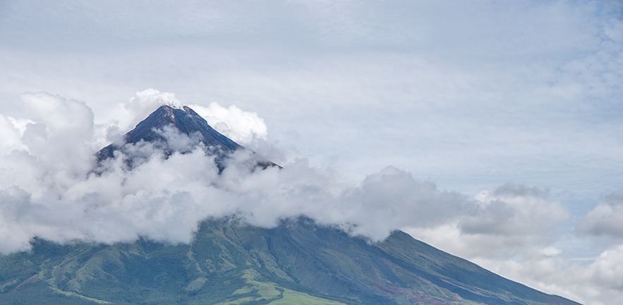 2018 emba mountmayon 883x432 1