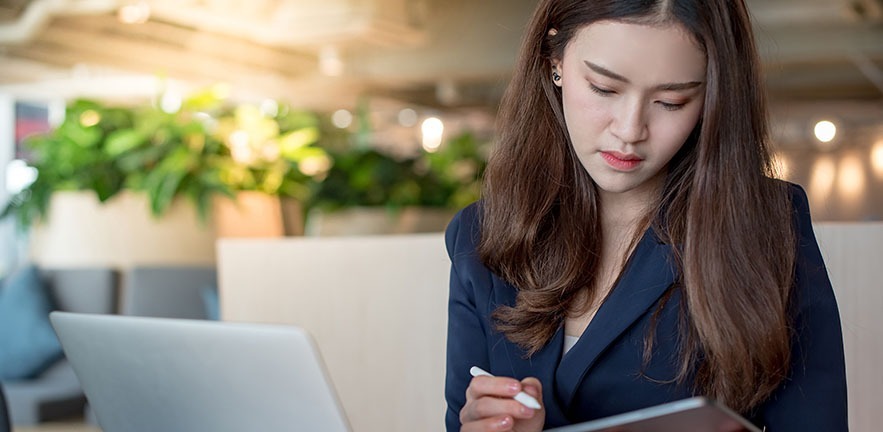 Image of woman consulting on business.