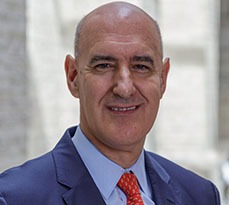 Mauro Guillen.