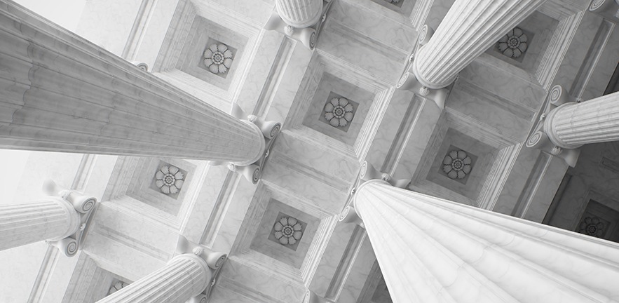 The classical ceiling of the law courts.
