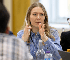 Placeholder: 767x657.