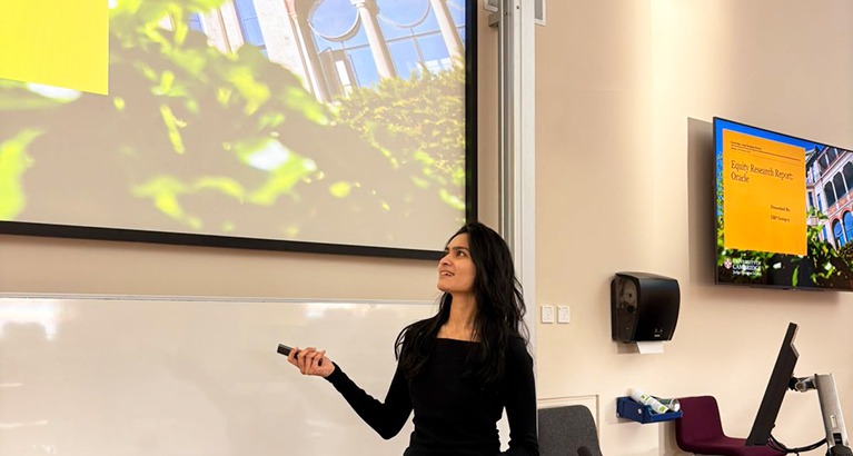 Manisha Chuttoor presenting.