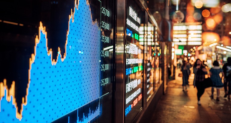 Even the 3 major credit rating agencies – S&P, Moody’s, and Fitch – systematically disagree on sovereign debt levels, with differences averaging around 3% of GDP. While this may appear modest, it translates into very large discrepancies in dollar terms for major economies, raising important questions about the reliability and comparability of sovereign financial data.
