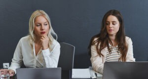 The research says that benign envy is characterised by a self-improvement motivation that leads people to seek to reduce the gap between themselves and their co-worker by enhancing their own standing within the organisation, perhaps by boosting their workplace motivation.
